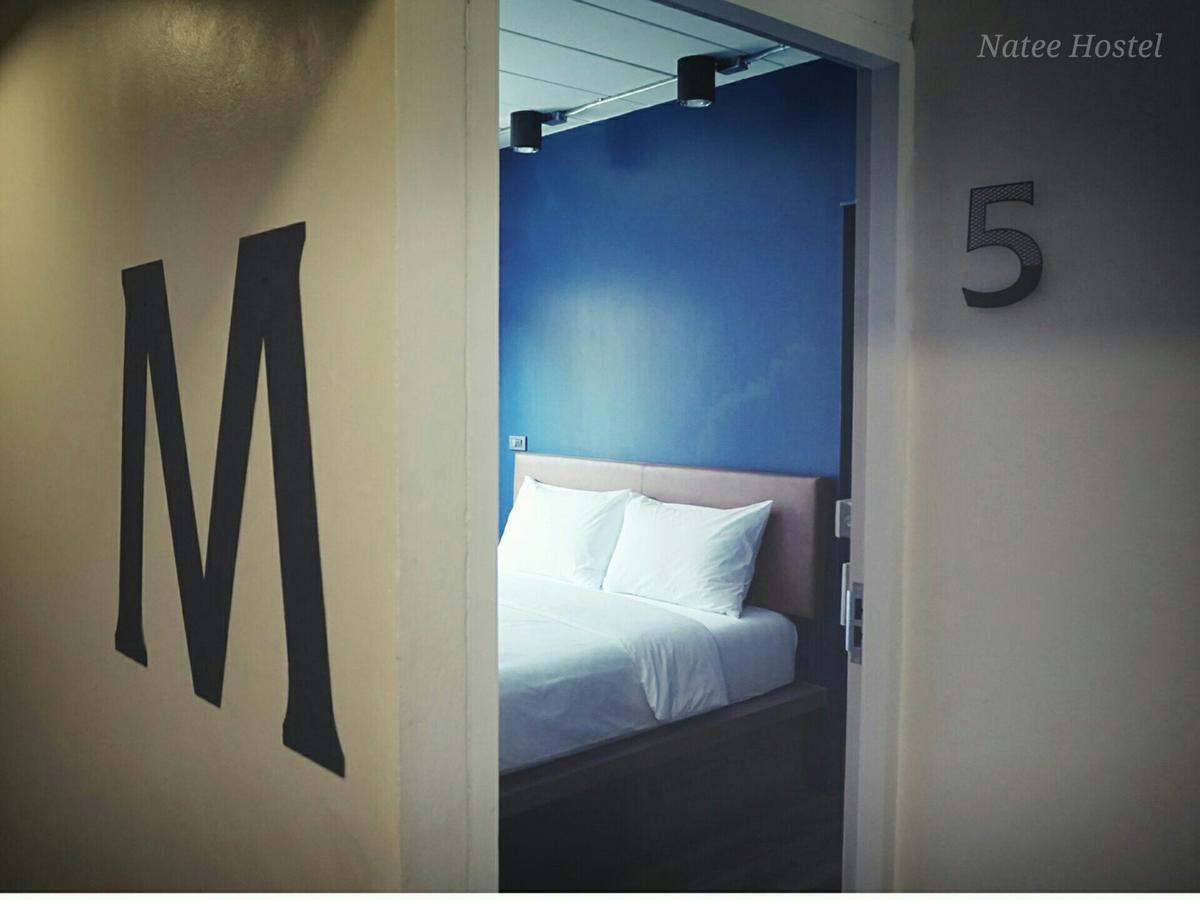 Natee Hostel Банкок Екстериор снимка