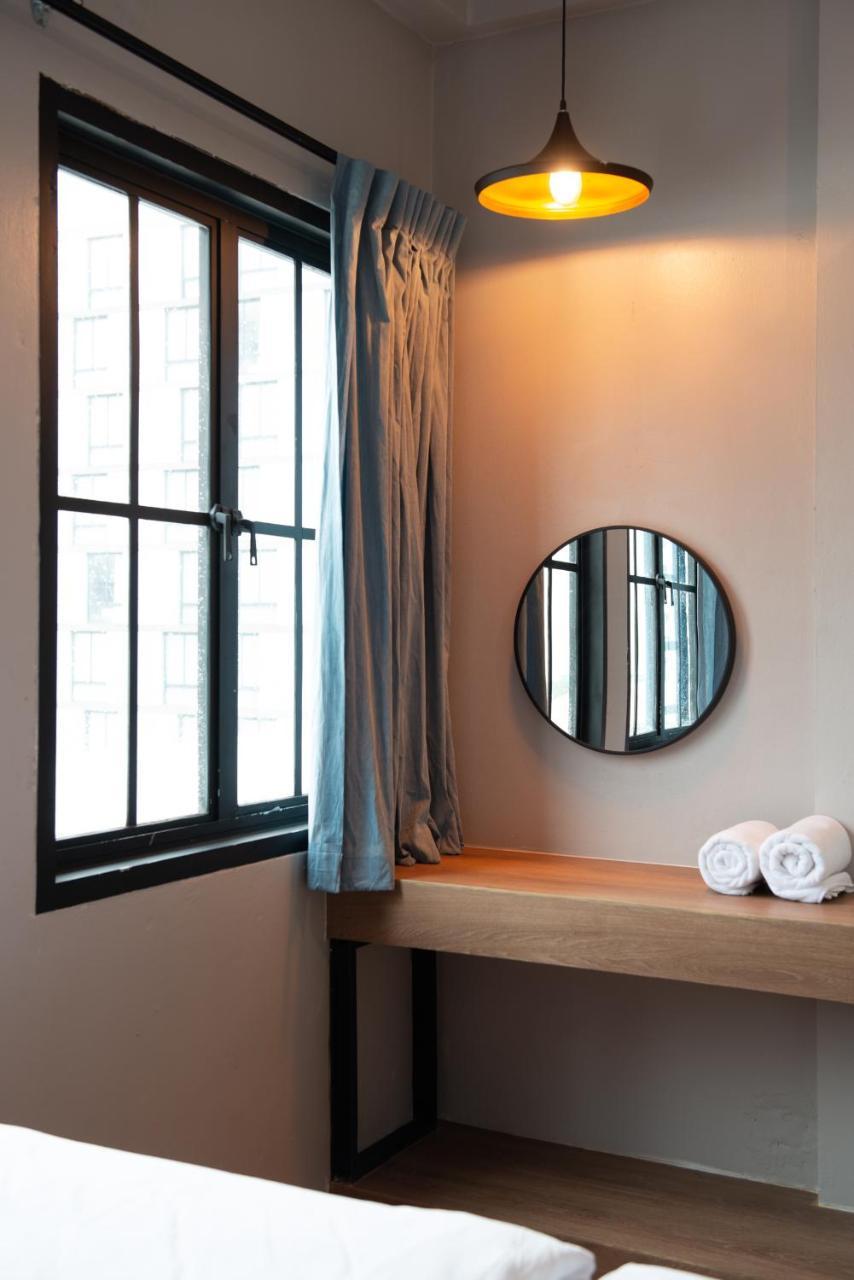Natee Hostel Банкок Екстериор снимка